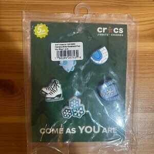 Crocs Jibbitz Symbols & Saying Winter Wonderland 5 Pack Charms Brand New